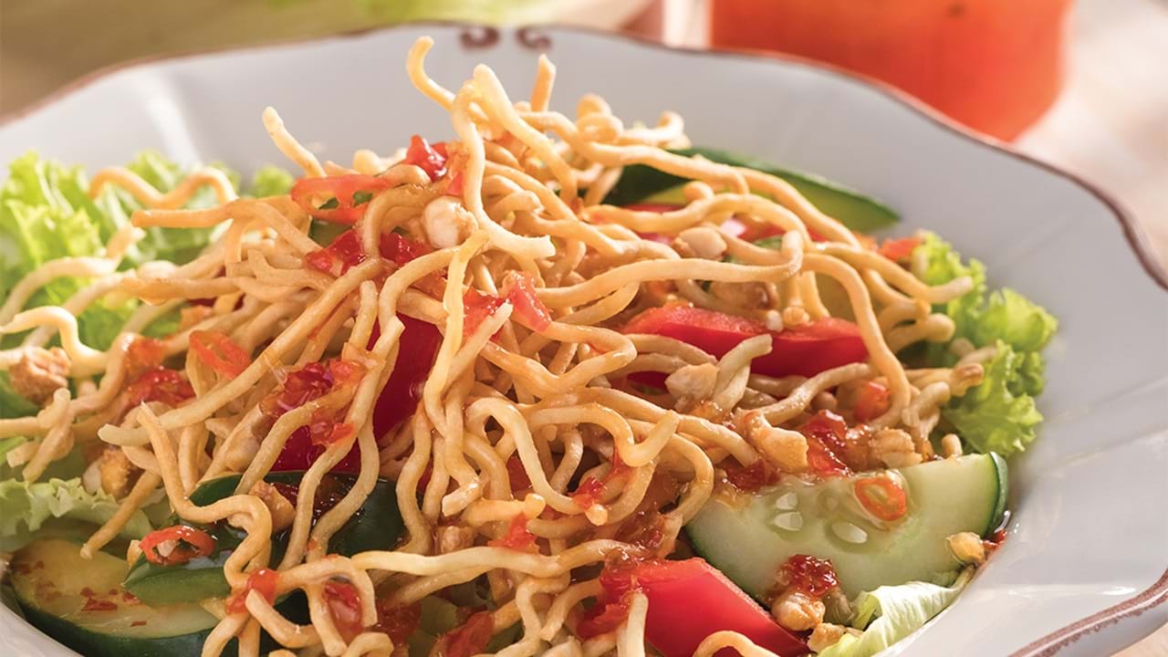 Crispy Noodle  Salad Photo